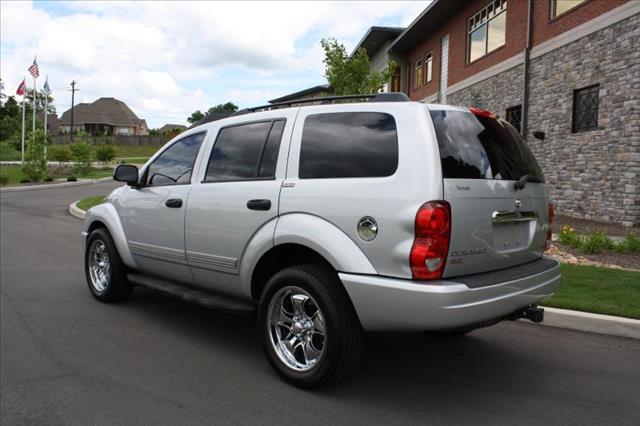 2005 Dodge Durango SLT