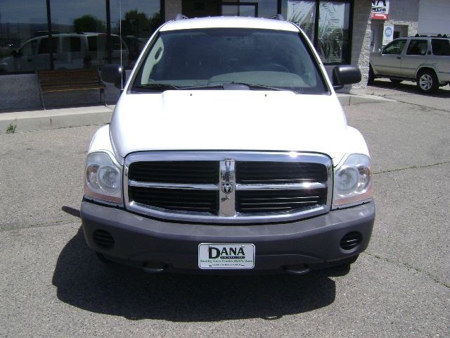 2006 Dodge Durango Wolfsburg Edition Sedan