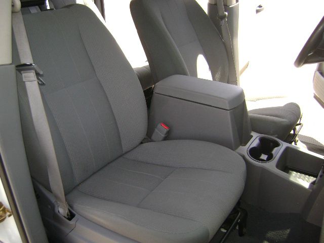 2006 Dodge Durango Wolfsburg Edition Sedan