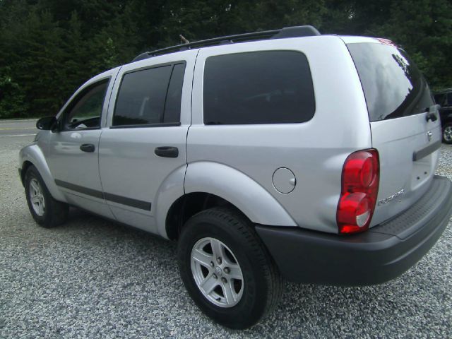 2006 Dodge Durango 4dr Sdn S Auto