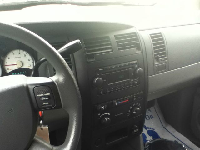 2006 Dodge Durango Wolfsburg Edition Sedan