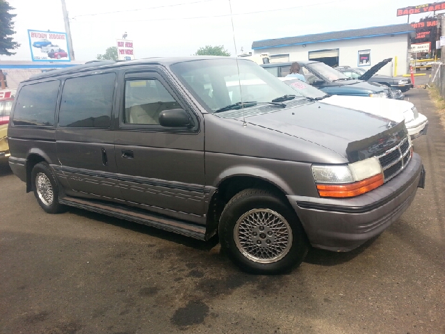 1993 Dodge Grand Caravan X