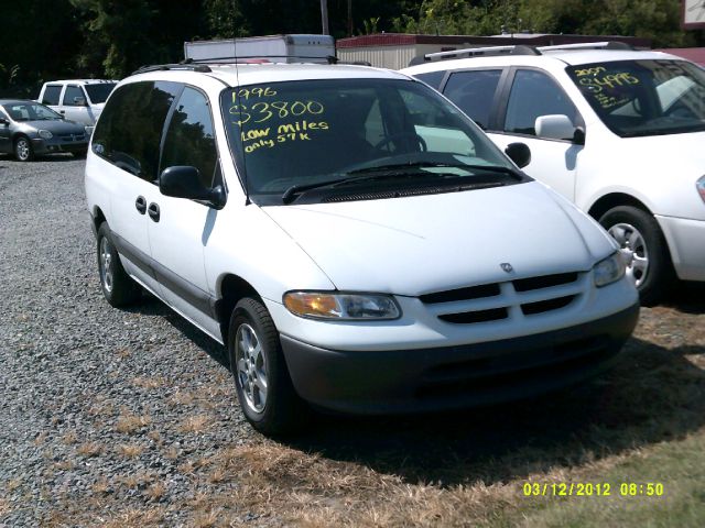 1996 Dodge Grand Caravan SE