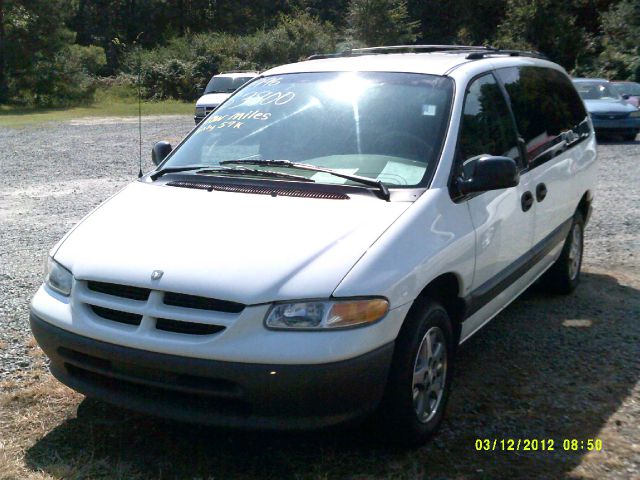 1996 Dodge Grand Caravan SE
