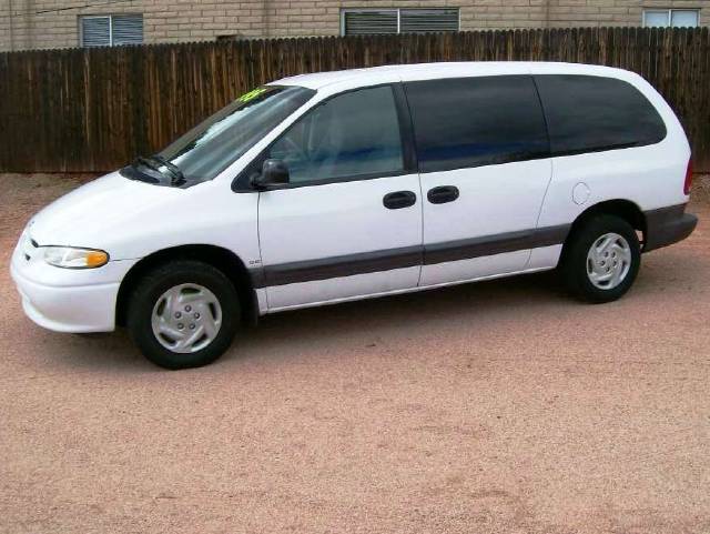 1996 Dodge Grand Caravan SE