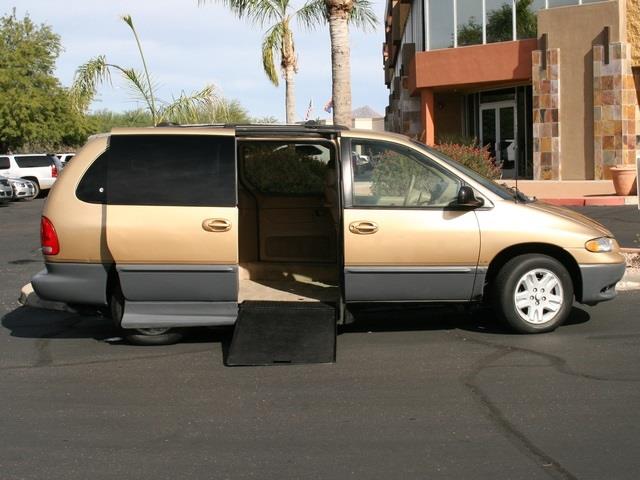 1996 Dodge Grand Caravan SE Sport Wagon 4D