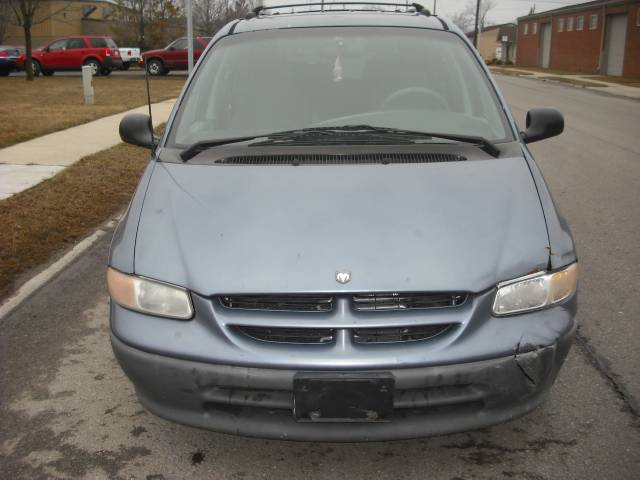 1996 Dodge Grand Caravan SE