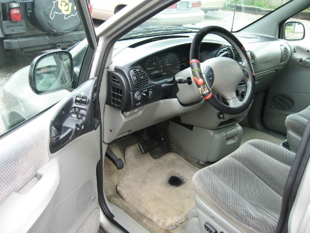 1996 Dodge Grand Caravan Unknown