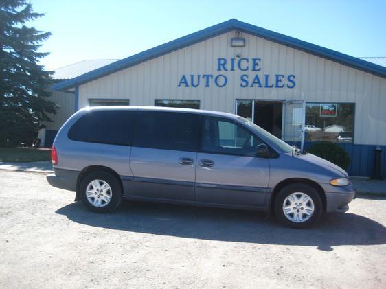 1996 Dodge Grand Caravan X