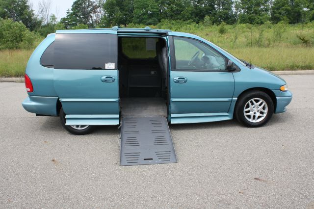 1998 Dodge Grand Caravan SE