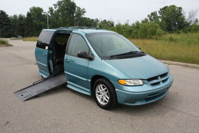 1998 Dodge Grand Caravan SE