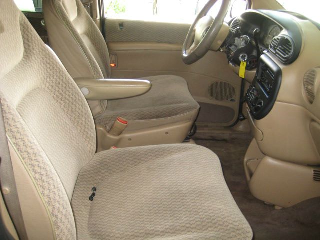 1998 Dodge Grand Caravan SE
