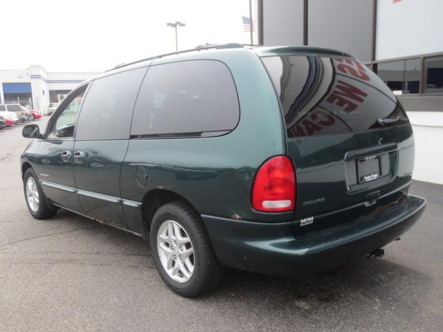 1998 Dodge Grand Caravan SE