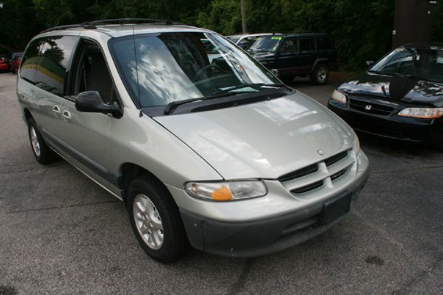 1999 Dodge Grand Caravan SE