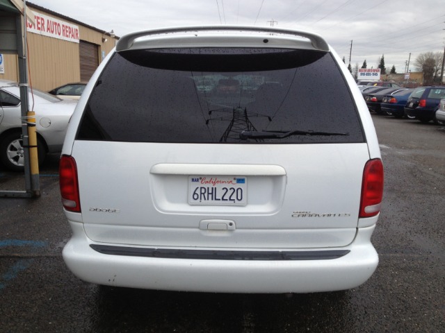 1999 Dodge Grand Caravan LW2