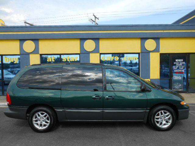 1999 Dodge Grand Caravan X