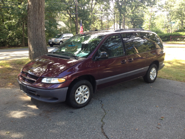 1999 Dodge Grand Caravan SE