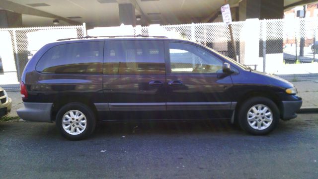 1999 Dodge Grand Caravan SE