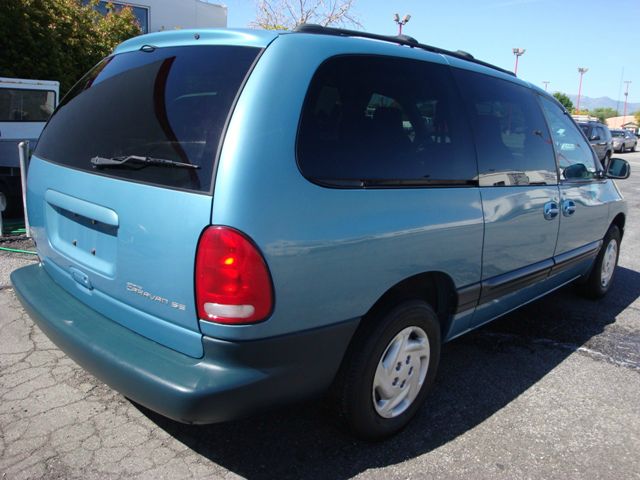 1999 Dodge Grand Caravan SE