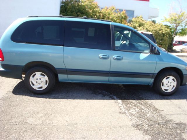 1999 Dodge Grand Caravan SE