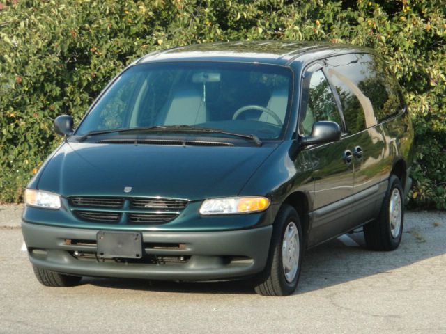 1999 Dodge Grand Caravan SE