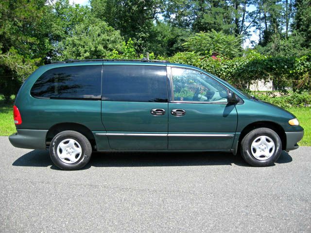 1999 Dodge Grand Caravan Base