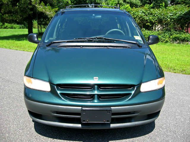 1999 Dodge Grand Caravan Base