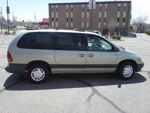 2000 Dodge Grand Caravan SE