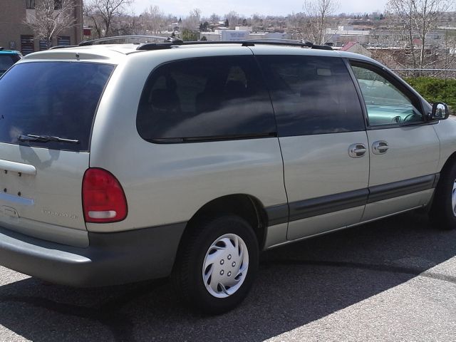 2000 Dodge Grand Caravan SE