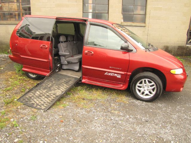 2000 Dodge Grand Caravan GLS 4 Dr Sedan FWD