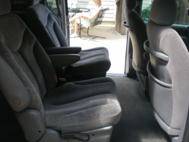 2000 Dodge Grand Caravan LS Premium Ultimate