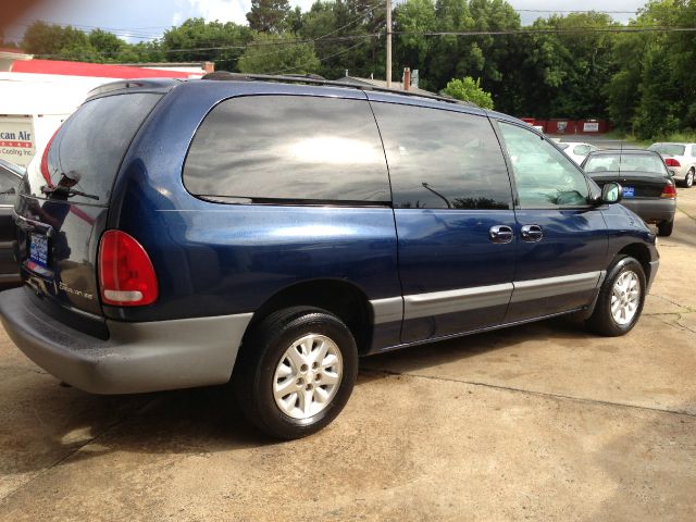 2000 Dodge Grand Caravan SE