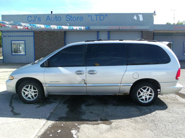 2000 Dodge Grand Caravan SE