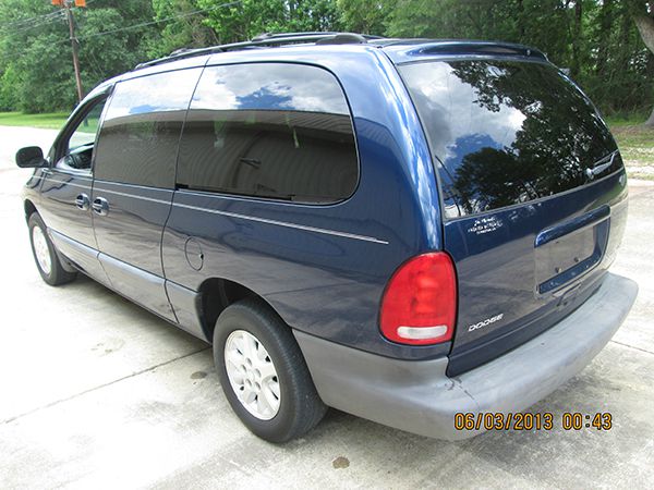 2000 Dodge Grand Caravan SE