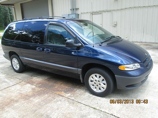 2000 Dodge Grand Caravan SE