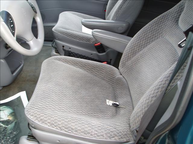 2000 Dodge Grand Caravan LS Premium Ultimate