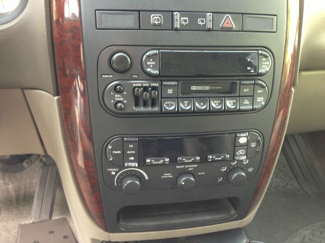 2001 Dodge Grand Caravan LW2