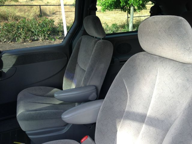 2001 Dodge Grand Caravan LW2