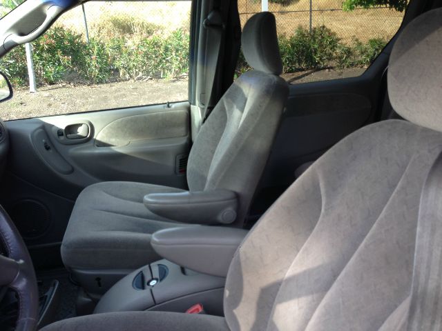 2001 Dodge Grand Caravan LW2