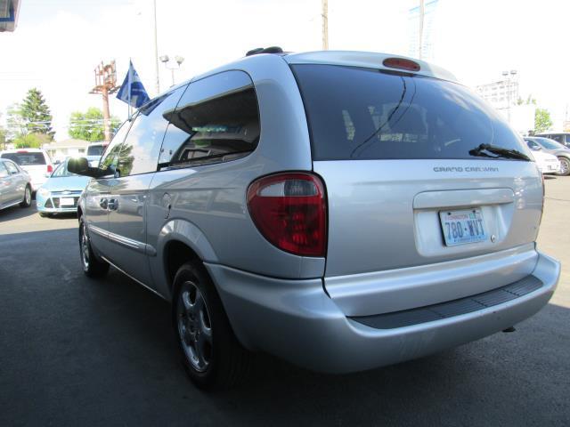 2001 Dodge Grand Caravan LW2