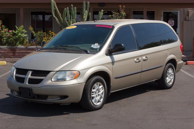 2002 Dodge Grand Caravan LS Mini Van