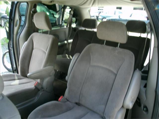 2002 Dodge Grand Caravan Unknown