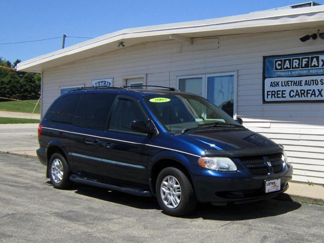 2002 Dodge Grand Caravan Touring Signature Sedan 4D