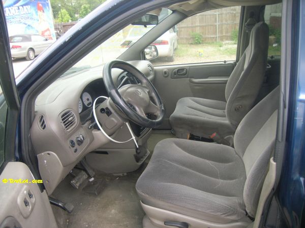 2002 Dodge Grand Caravan SE