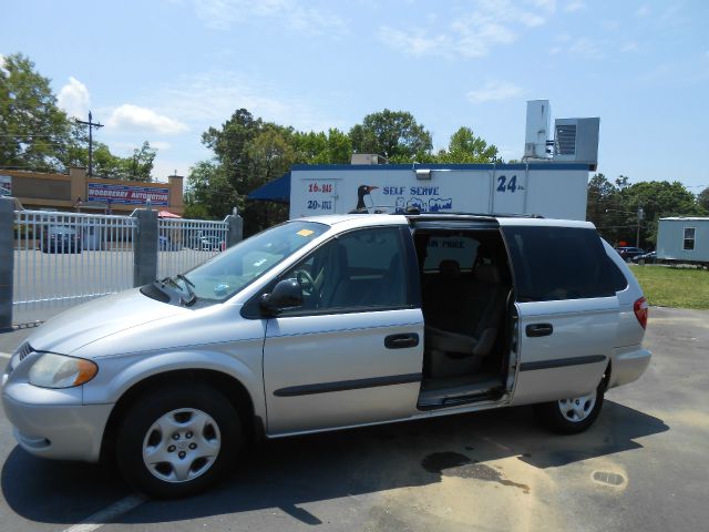 2003 Dodge Grand Caravan SE