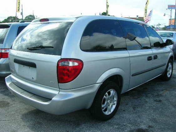 2003 Dodge Grand Caravan SE