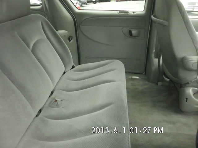 2003 Dodge Grand Caravan SE
