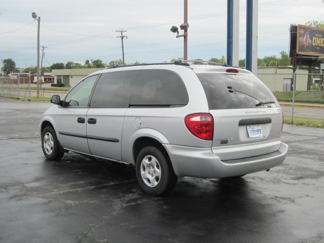 2003 Dodge Grand Caravan SE