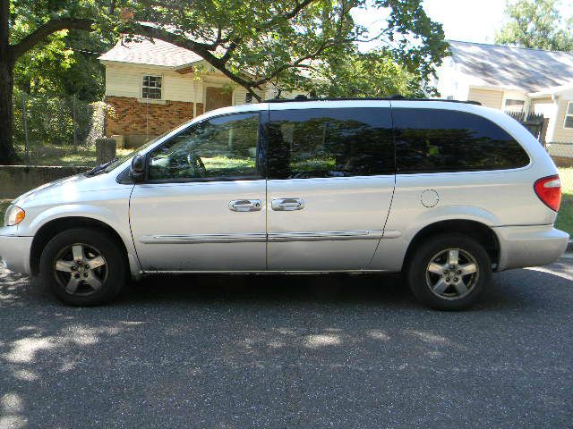 2003 Dodge Grand Caravan V6 Coupe