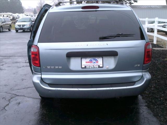 2003 Dodge Grand Caravan W8